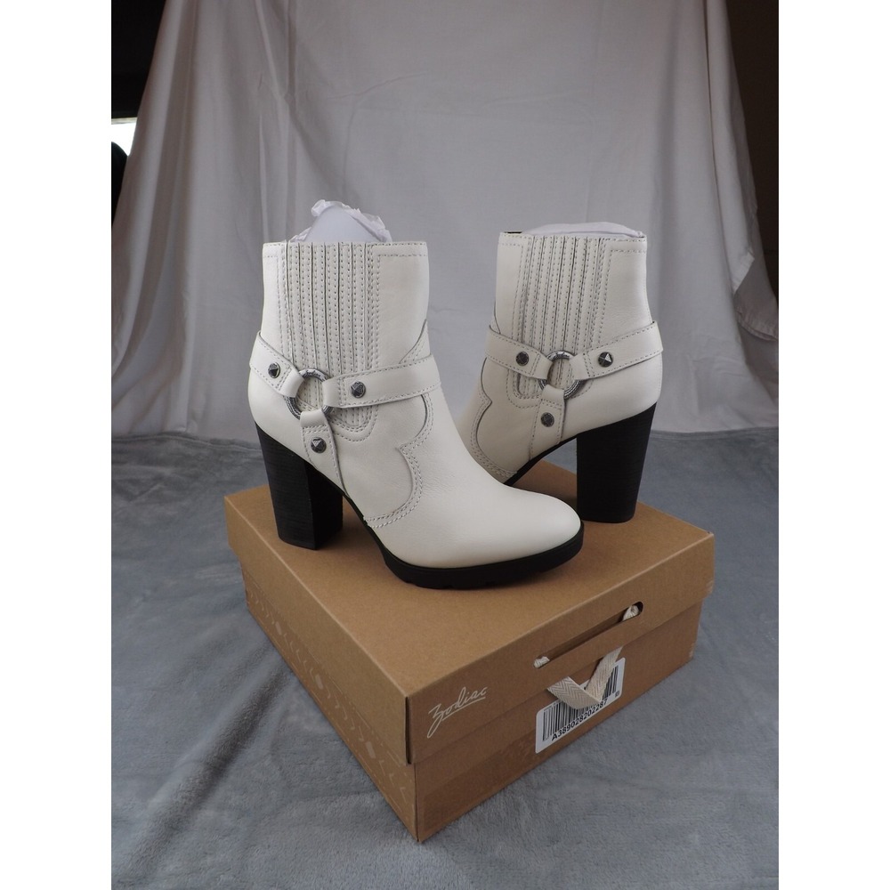 Zodiak Aidan High Heel Ankle Boots New Women's Size 9.5 White‎ Metal Rings/Studs